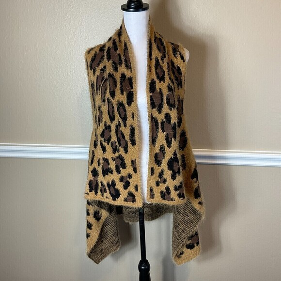 Leopard Cheetah Women SZ OS Poncho Jungle Fuzzy Knit Soft Wrap Cozy Cardigan U3 - Picture 2 of 11